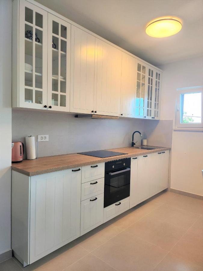 Apartment Big Blue Maslenica Exterior foto
