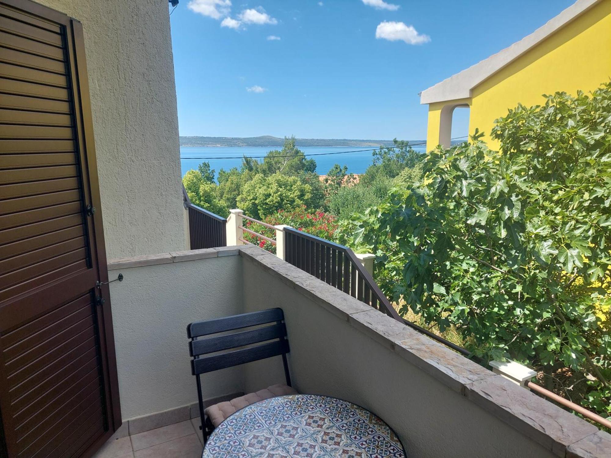 Apartment Big Blue Maslenica Exterior foto